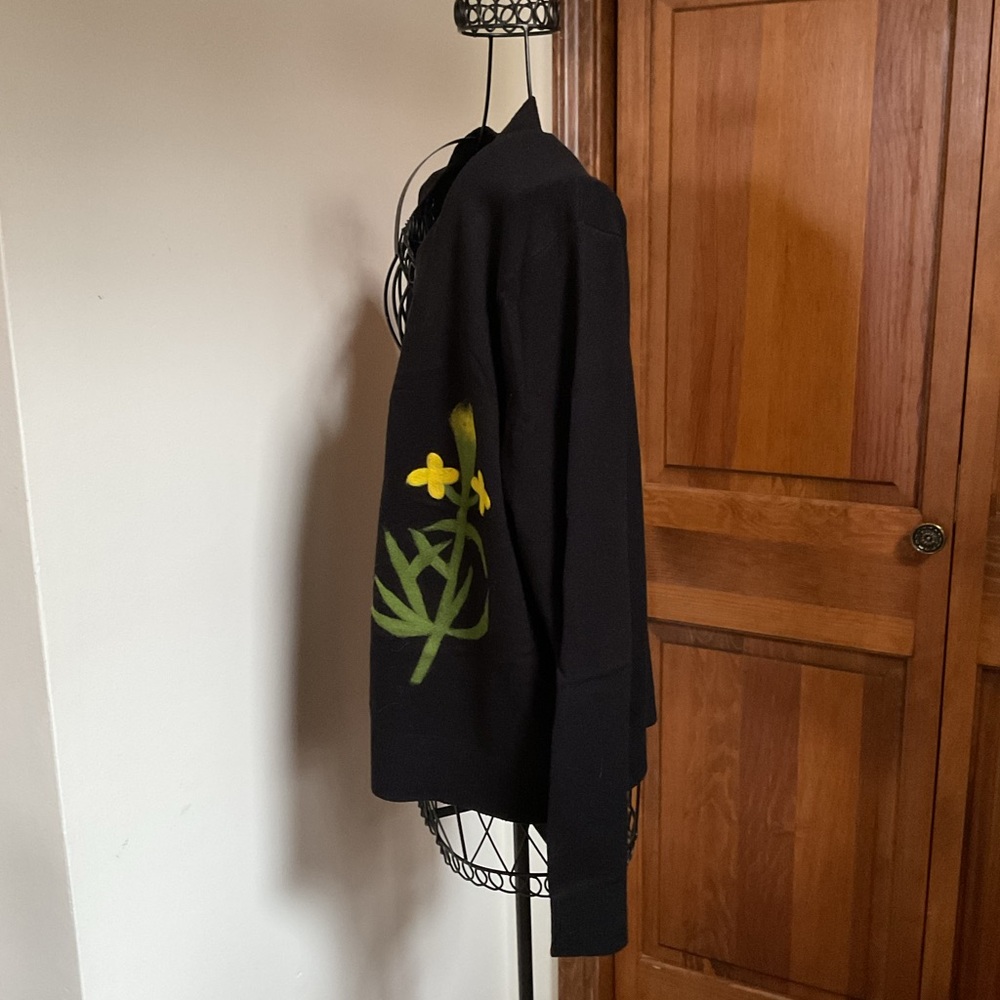 Black Floral Women's Cardigan by Aaeda - Size Medium - Picture 6 of 6